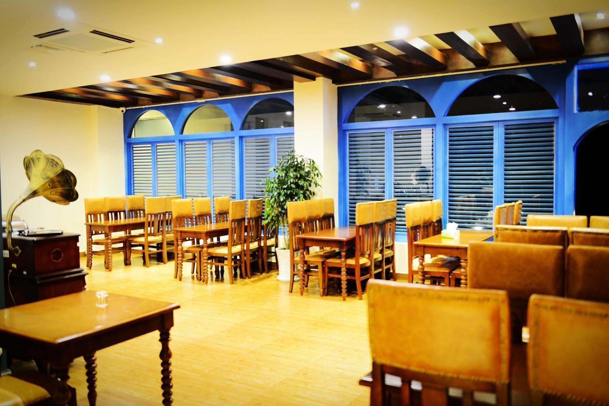 Magpies Habitat Erhai Resort Hotel Dengchuan Екстер'єр фото